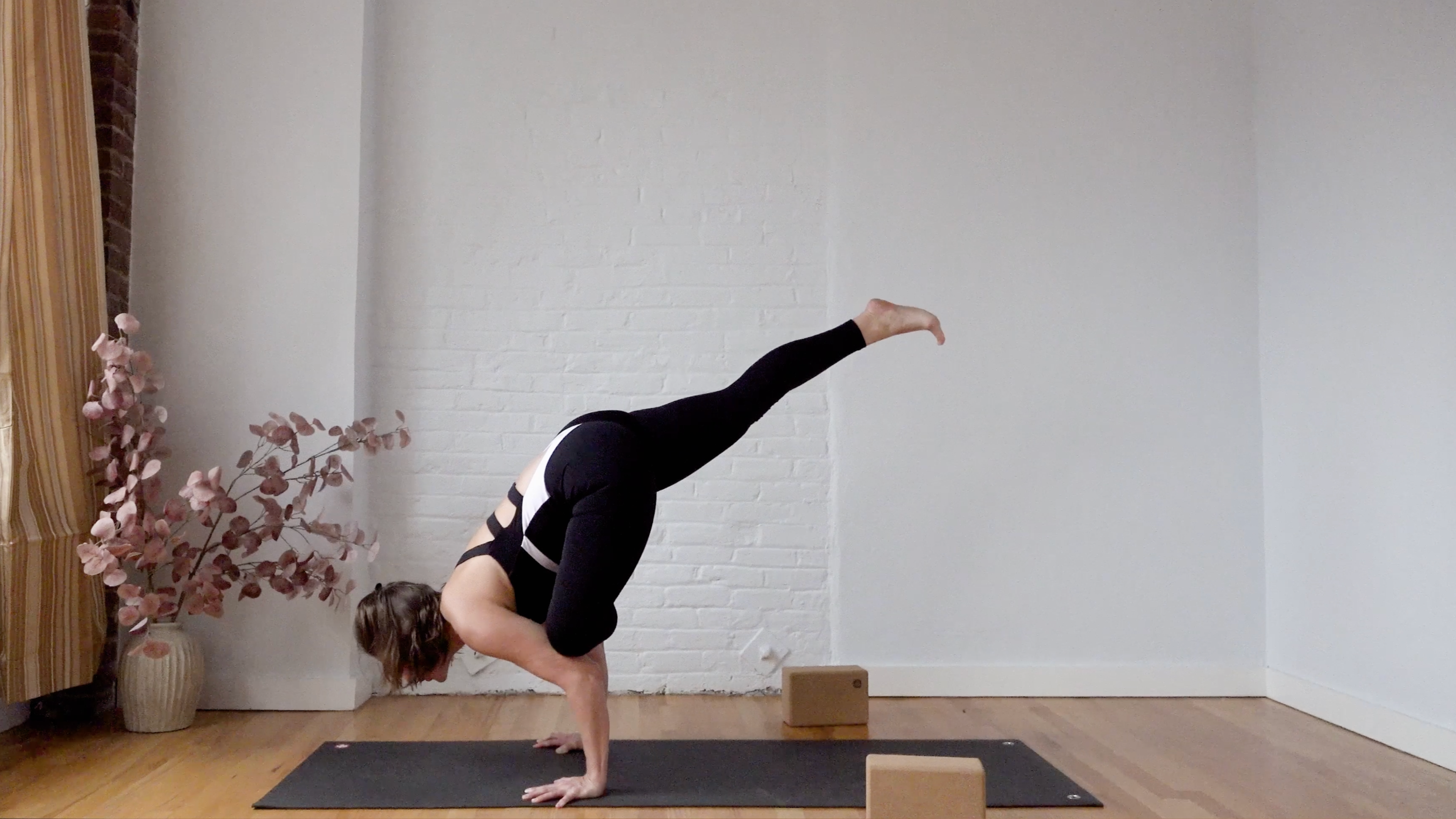 Flow: Galavasana Tutorial • Emily Sullivan • 5 min