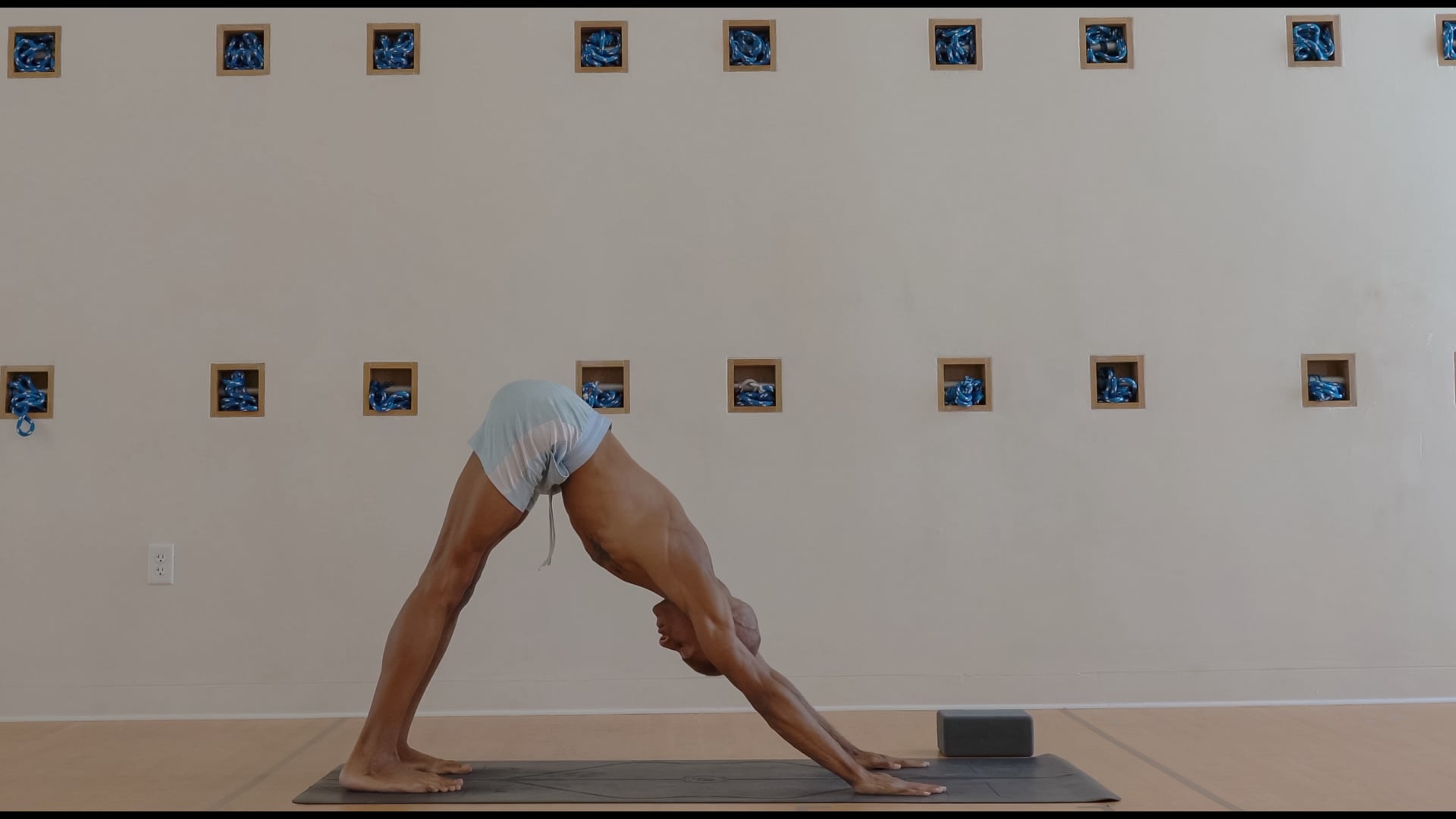 Ashtanga: Breathe Through Salutations • Jovan Tevin • 40 min