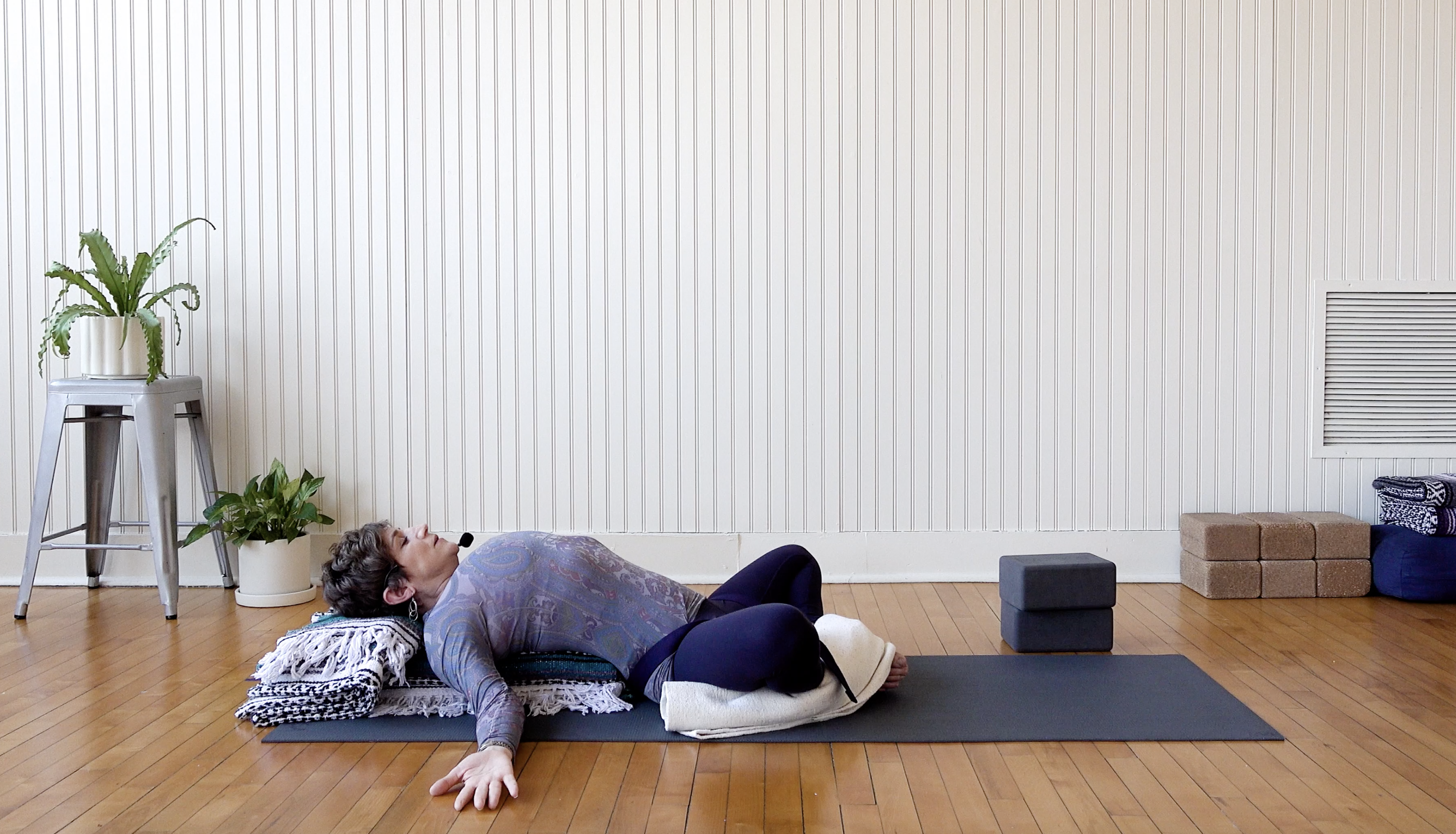 Iyengar: Relaxation in Supine Bound Angle Pose • Shara Lewis • 10 min