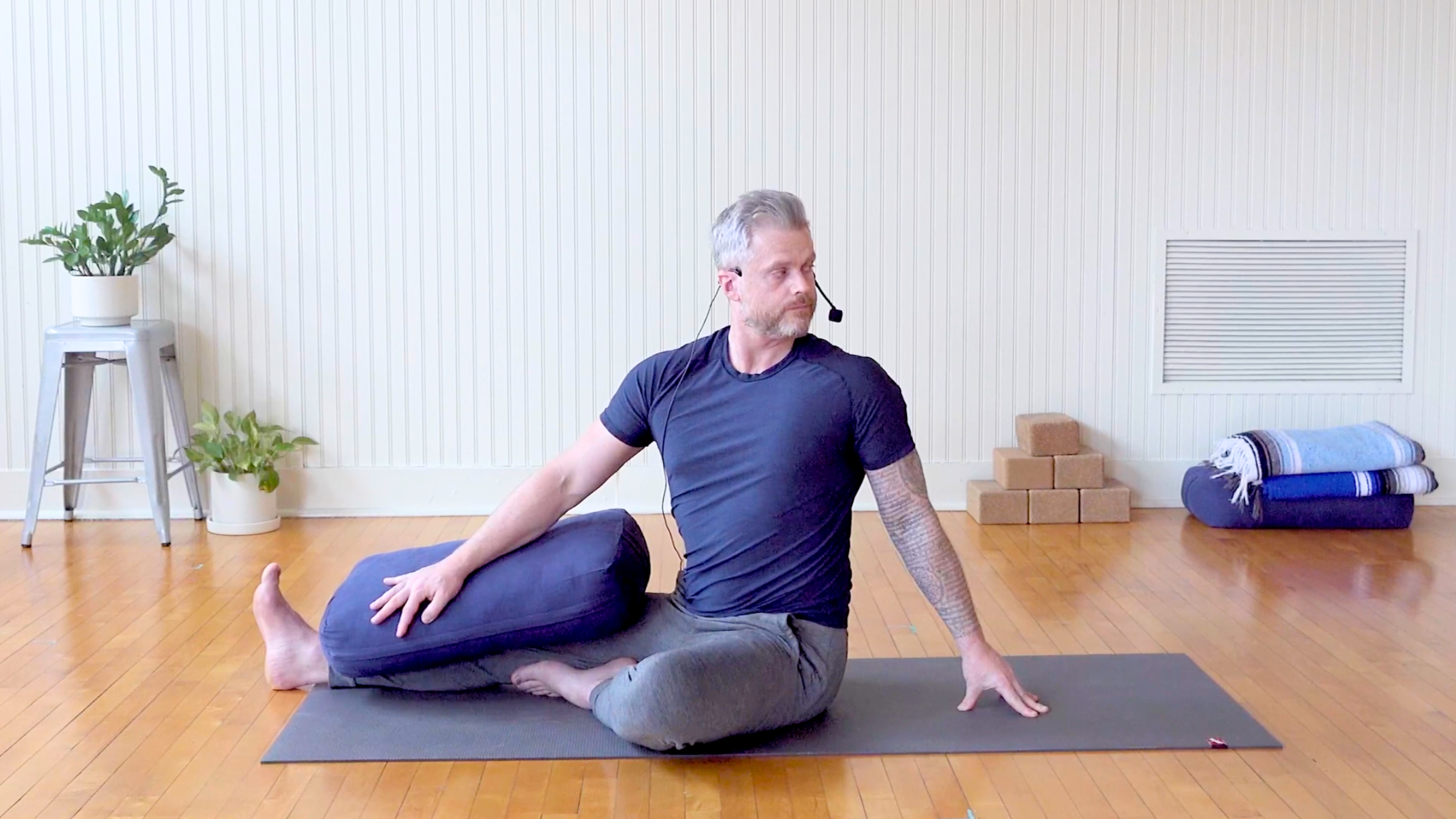 Restorative: Happy Hips and Shoulders • David Magone • 55 min