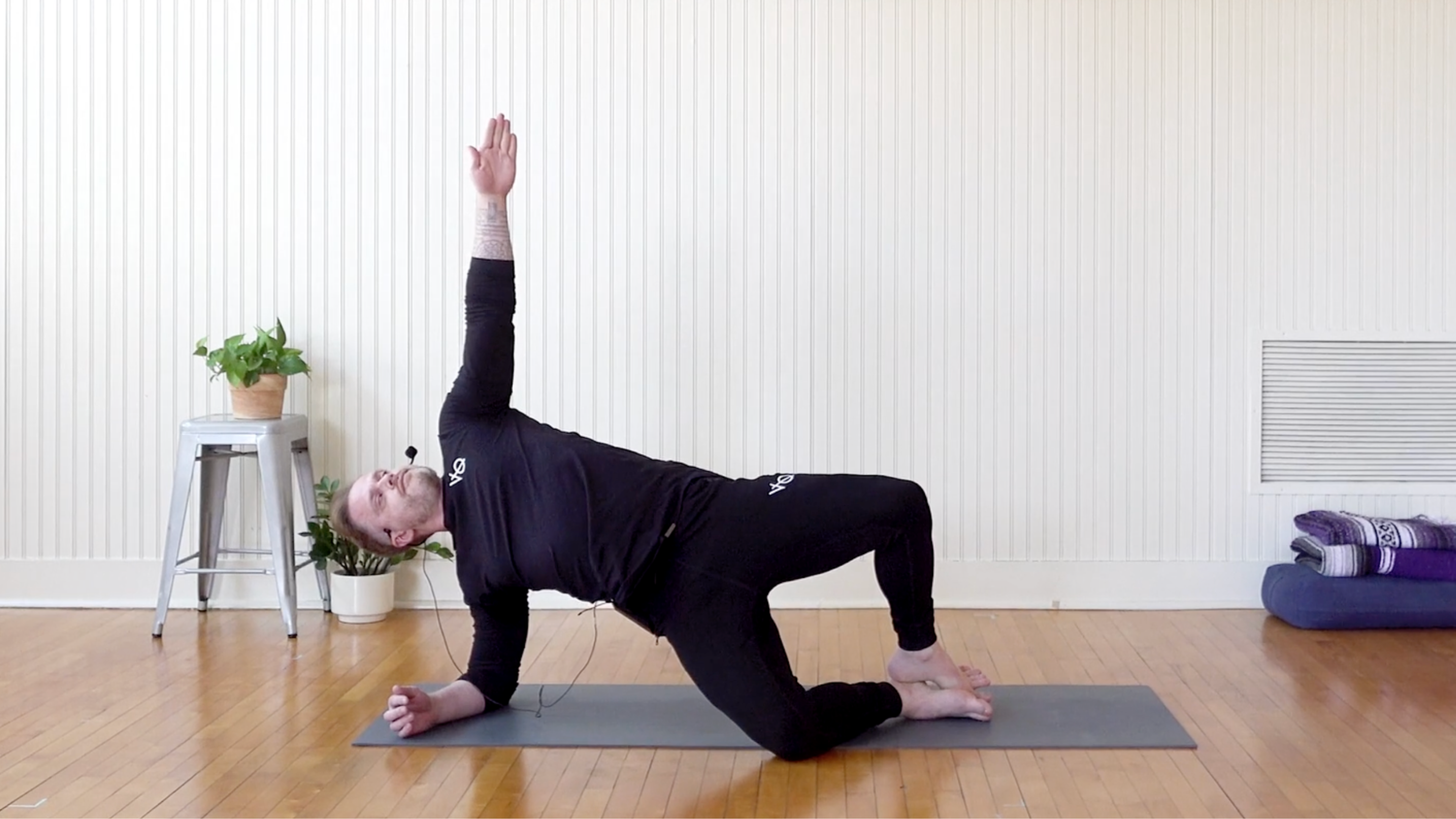 Flow: Hip Toning Express • David Magone • 20 mins