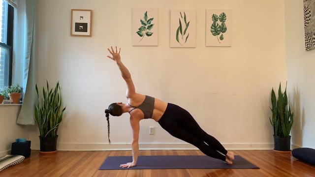 Pilates: Powerful Planks • Hannah Adams • 25 min