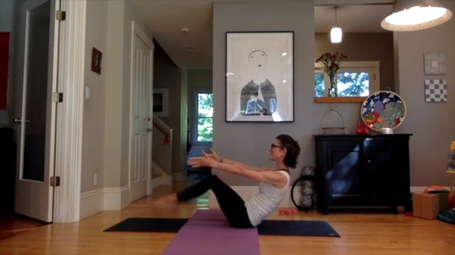 Pilates: Steady Movement • Kathleen Curran-Cheng • 45 min 