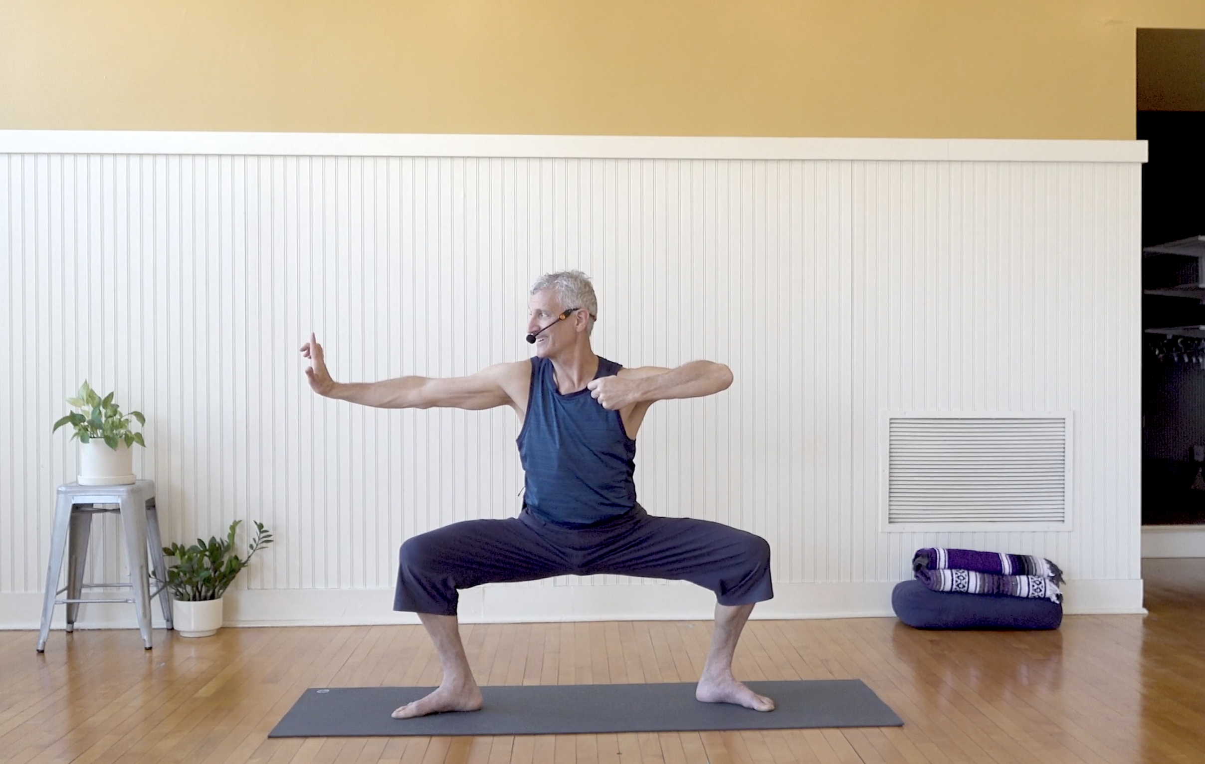 Qigong: Eight Brocade • Daniel Orlansky • 30 min 