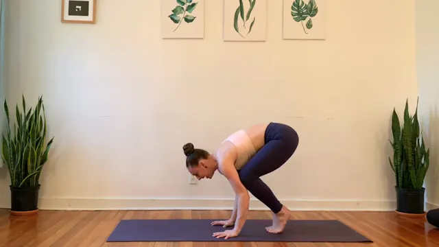 Flow: Crow Pose (Bakasana) Tutorial •...