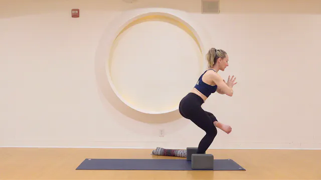 Slow Flow: Flow & Breathe • Masha Leu...