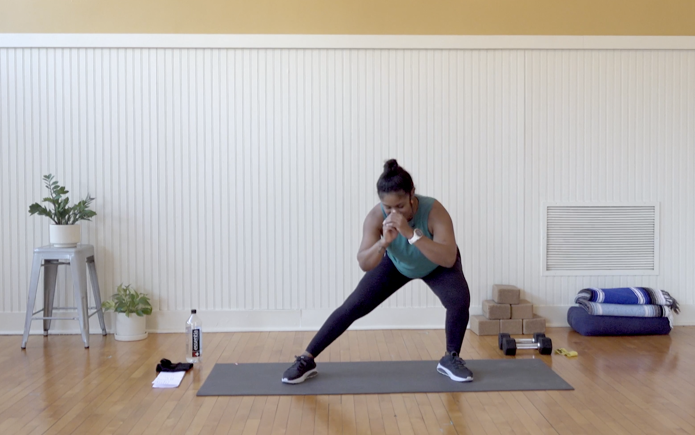 Hiit: 5 minute burn • Ashley Mitchell 