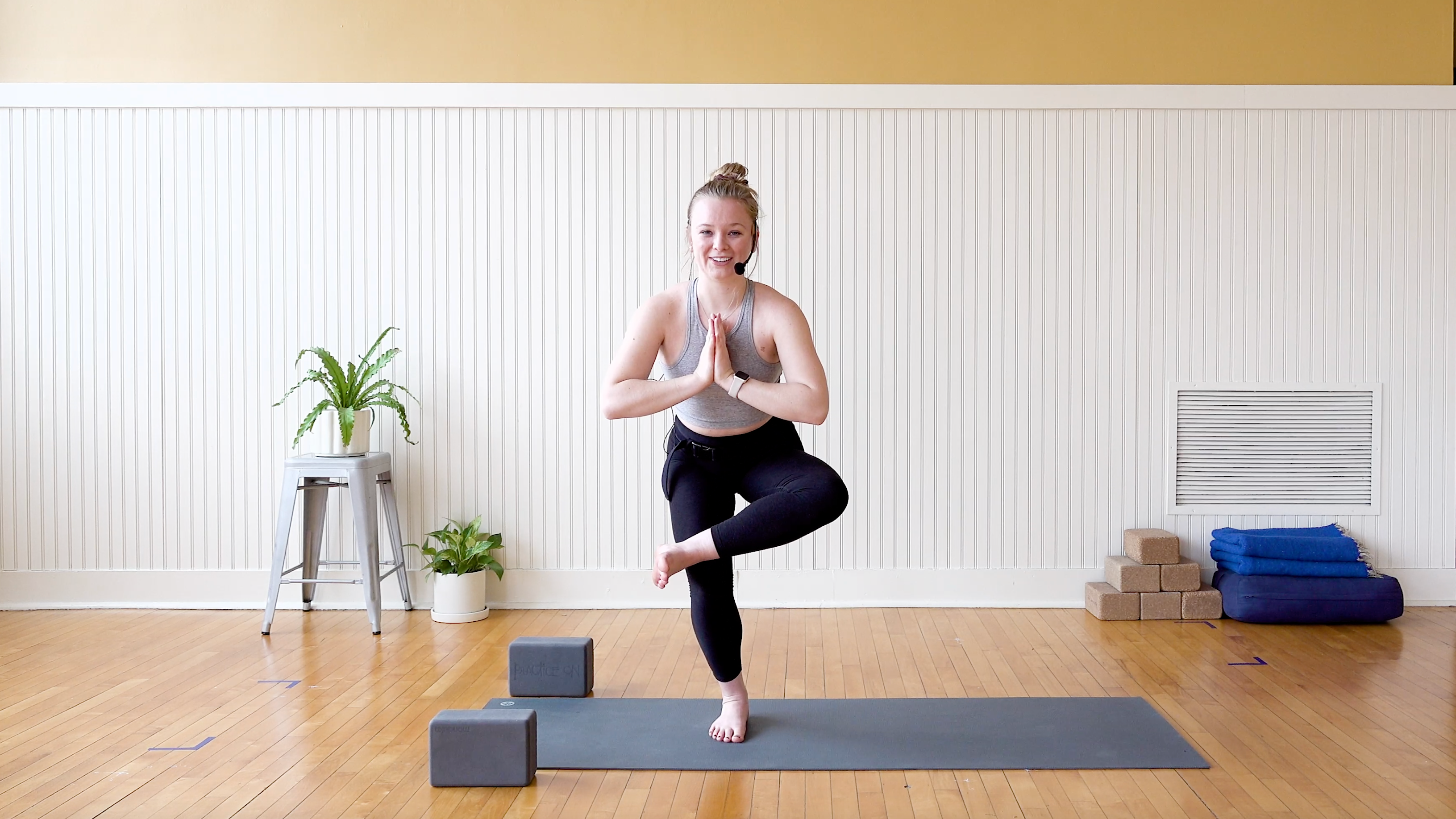 Flow: Yoga For Runners • Katherine Worth • 15 min