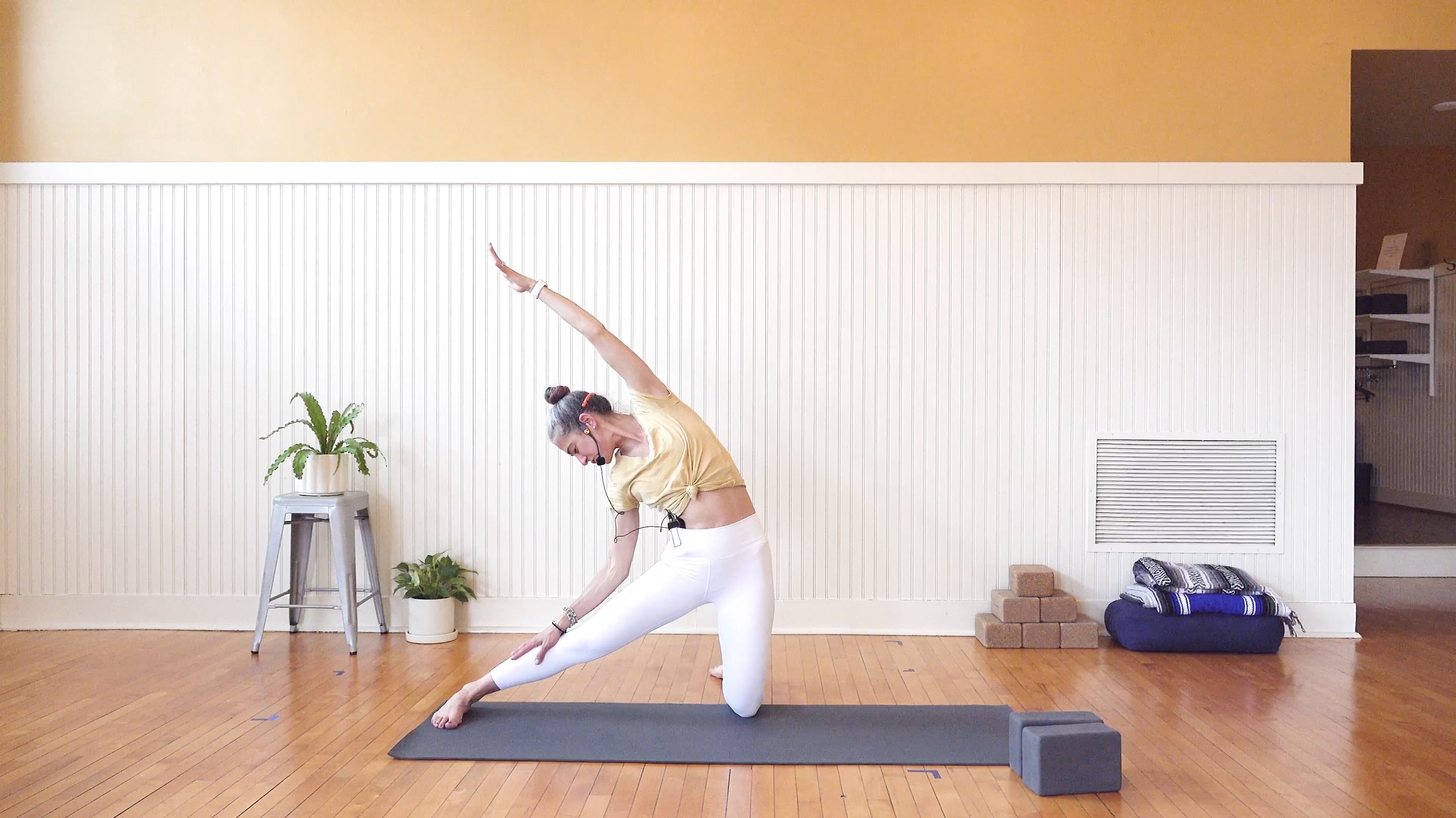 Flow: Rain or Shine • Amanda Califano • 30 min