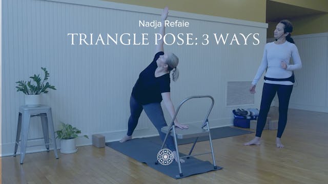 Iyengar: 3 Ways to Do Trikonasana • N...
