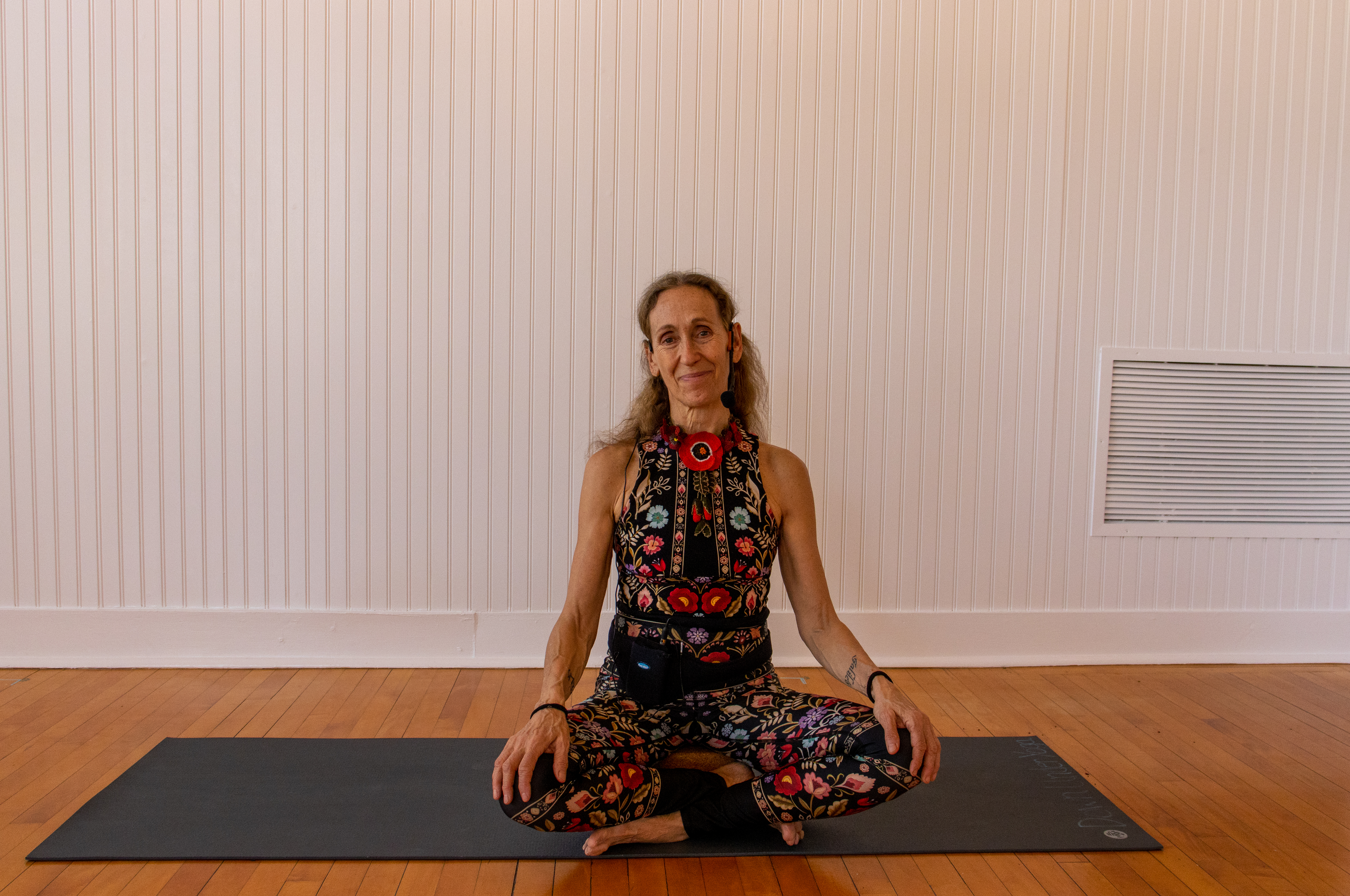 Prenatal Practice with Ally Hines • 40 minutes