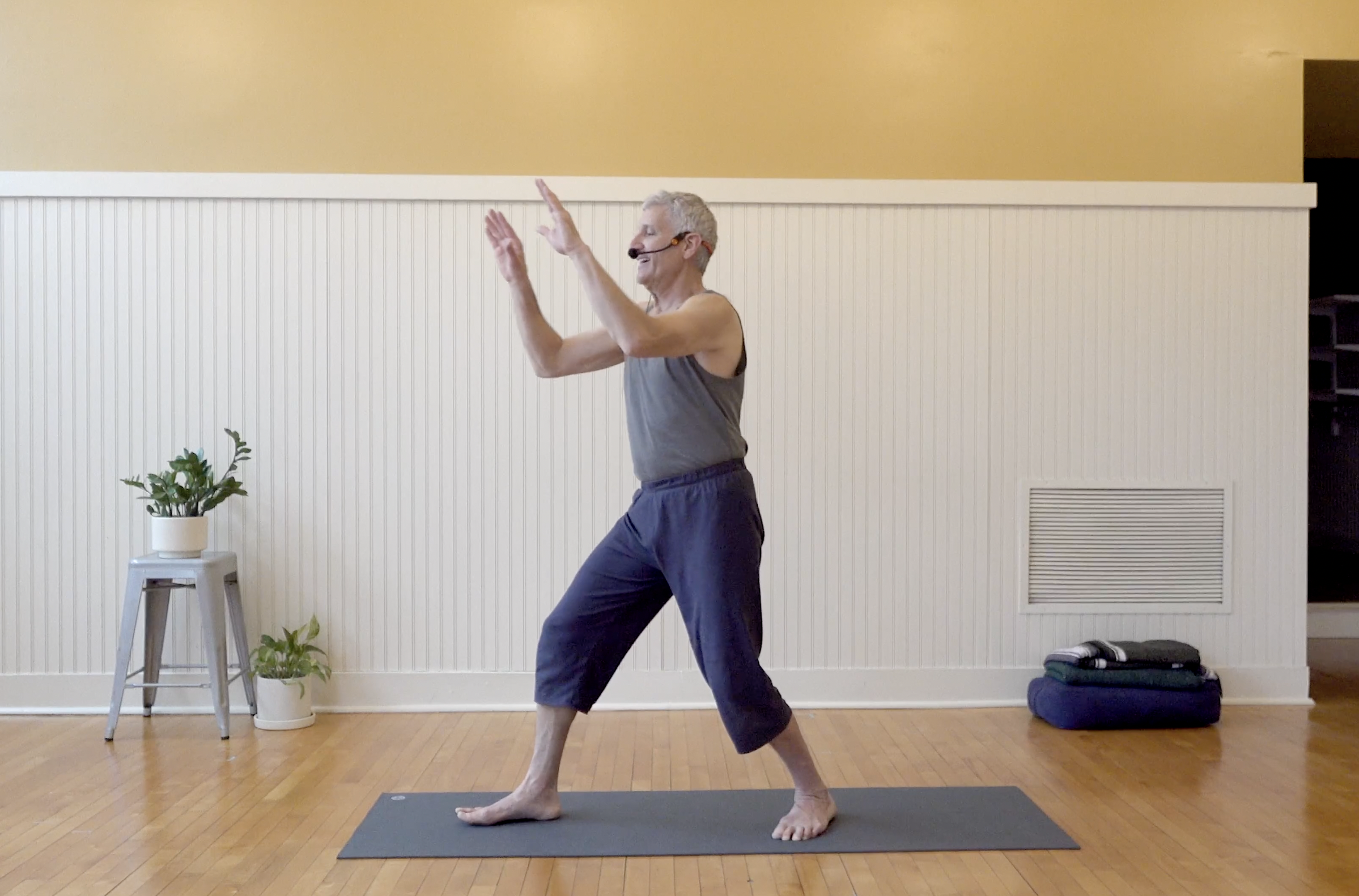 Qigong: Flow Like Water • Daniel Orlansky • 30 min