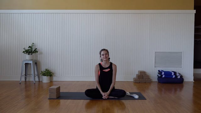 Flow: Hip Mobility • Sara Bravo • 30 min