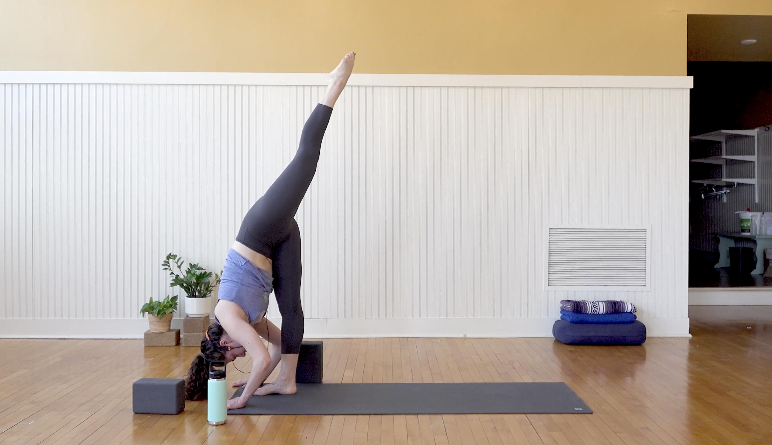 Power: Spring Flow • Franny Diaz Gilligan • 50 min