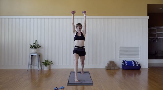 Yoga Sculpt: Lower Body Burn • Meredi...