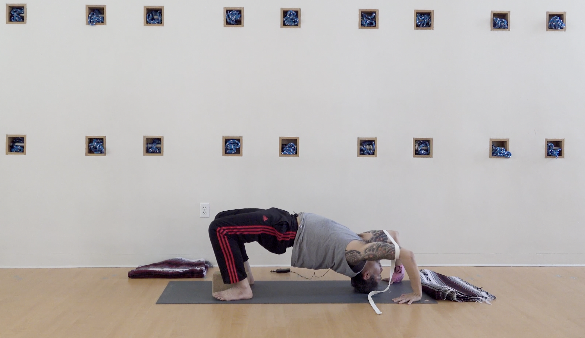 Case Study: Urdhva Danurasana • Masaaki Okamura • 40 minutes