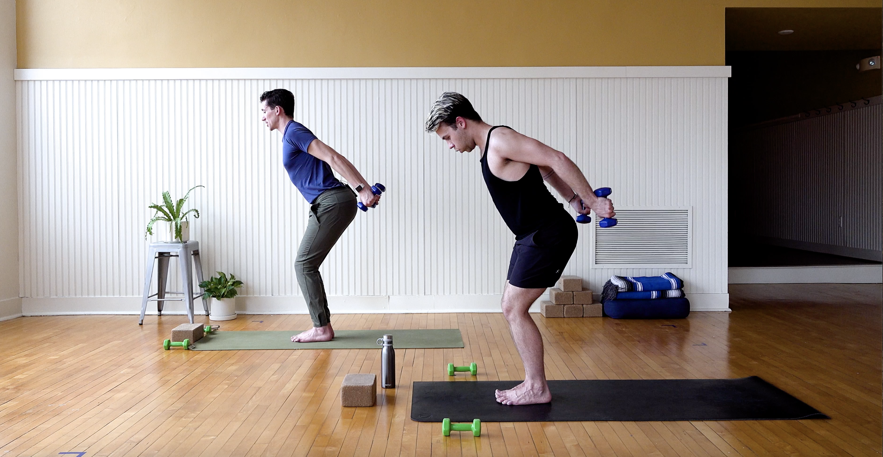 Yoga Sculpt: Fire Up Your Sides & Glutes • Charles Jacobs • 60 min