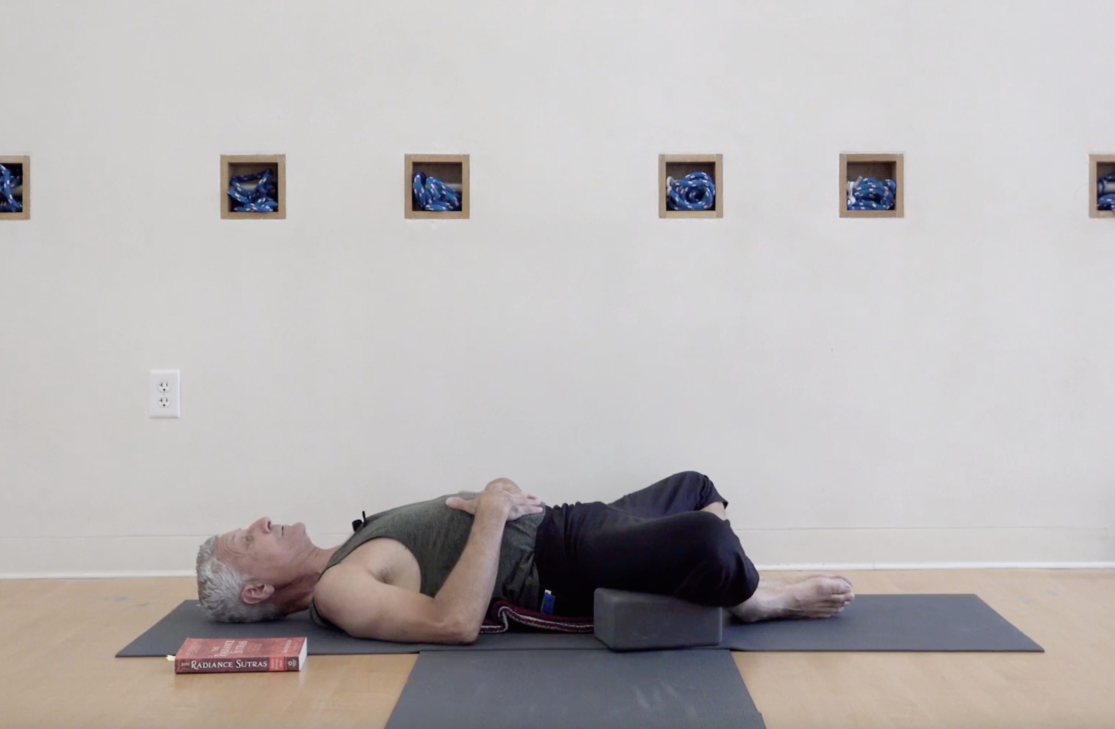 Meditation: Box Breathing • Daniel Orlansky • 10 minutes