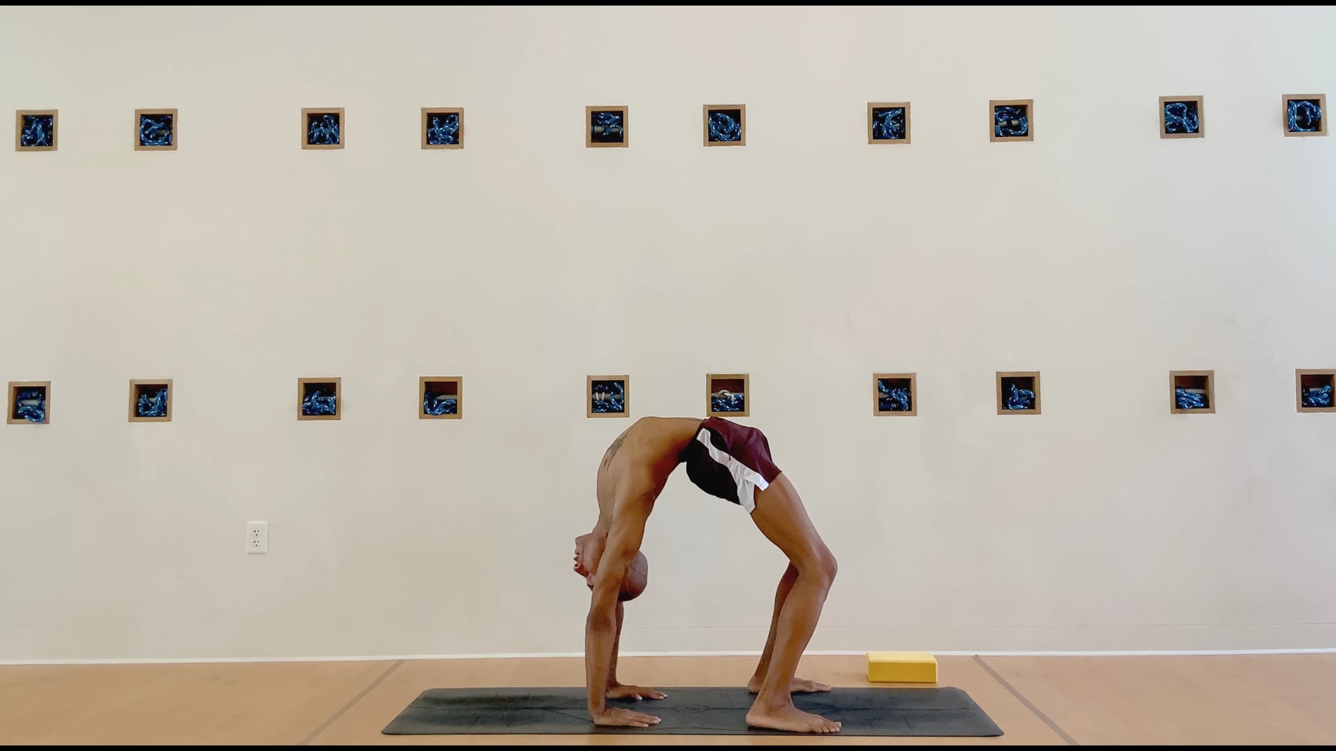 Ashtanga Fusion: Backbends • Jovan Tevin • 70 min