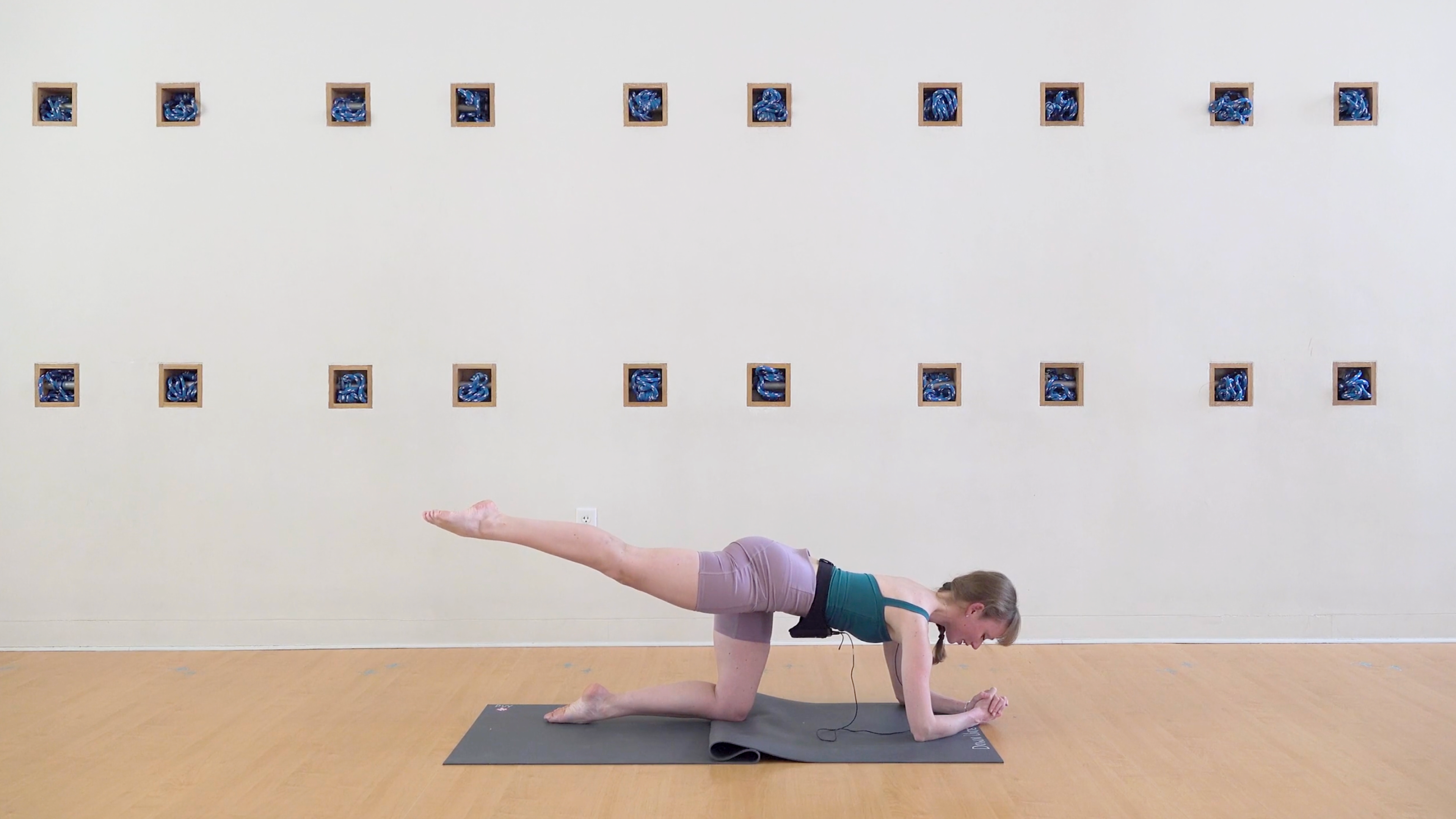 Pilates: Lower Body Love • Emily Lovdahl • 30 min