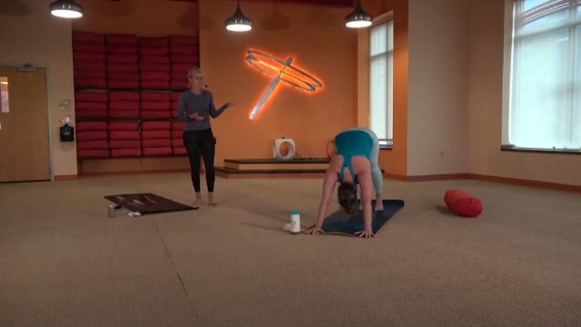 45 Min Prenatal Yoga w/Bridget (Livestream 09/10/20) Starts @ 3:35 Minute mark