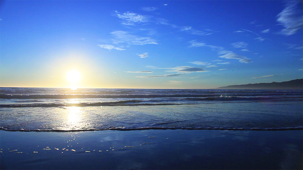 Beautiful Relaxing Music with Ocean Waves