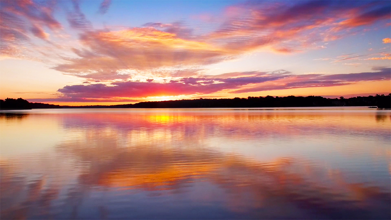 Relaxing Music and Calm Lake Water Sounds