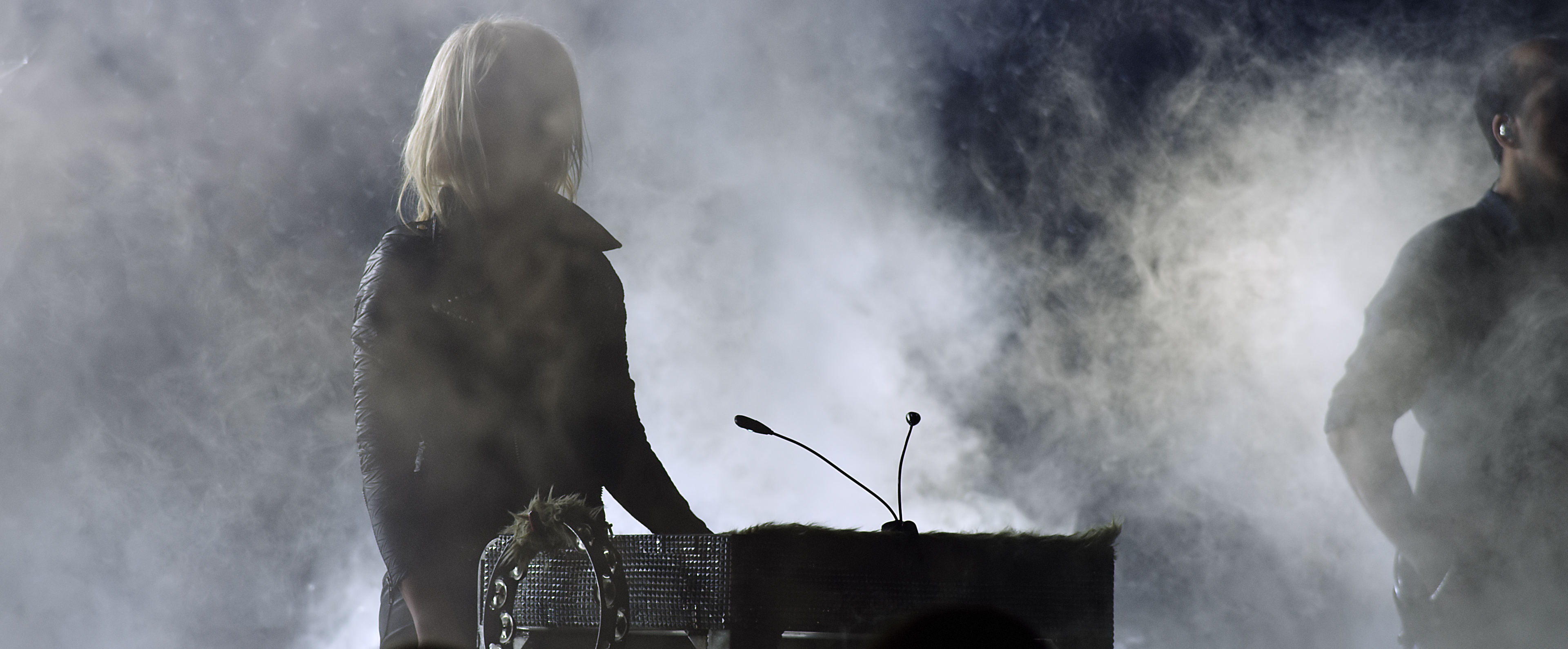 Dreams So Real - Feature - Streaming