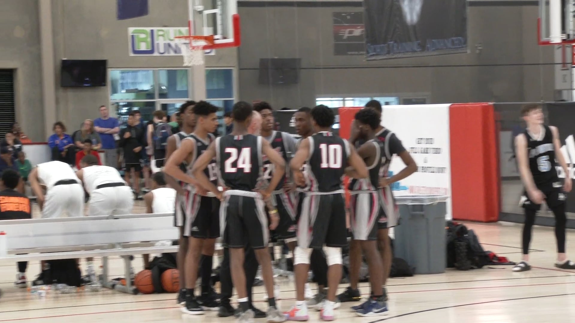 Adidas Qualifier VS TEAM ASAK 17U (#G32)