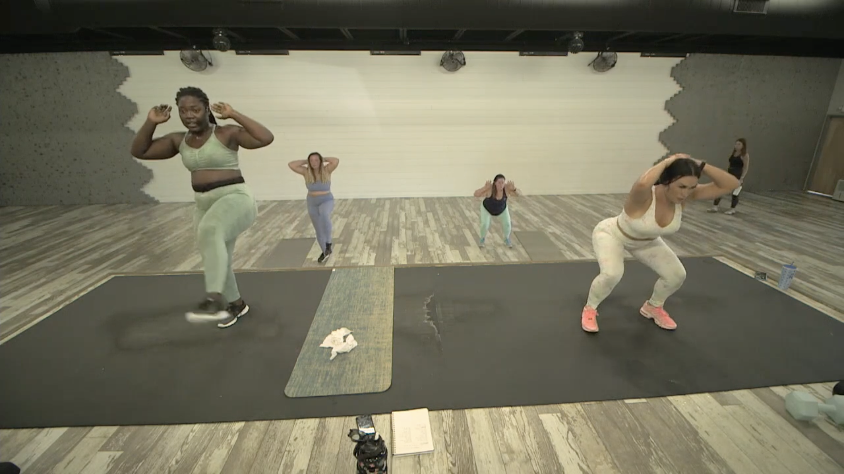 No Weights, 50/10 10-06-22 HIIT2FIT w/Shachia