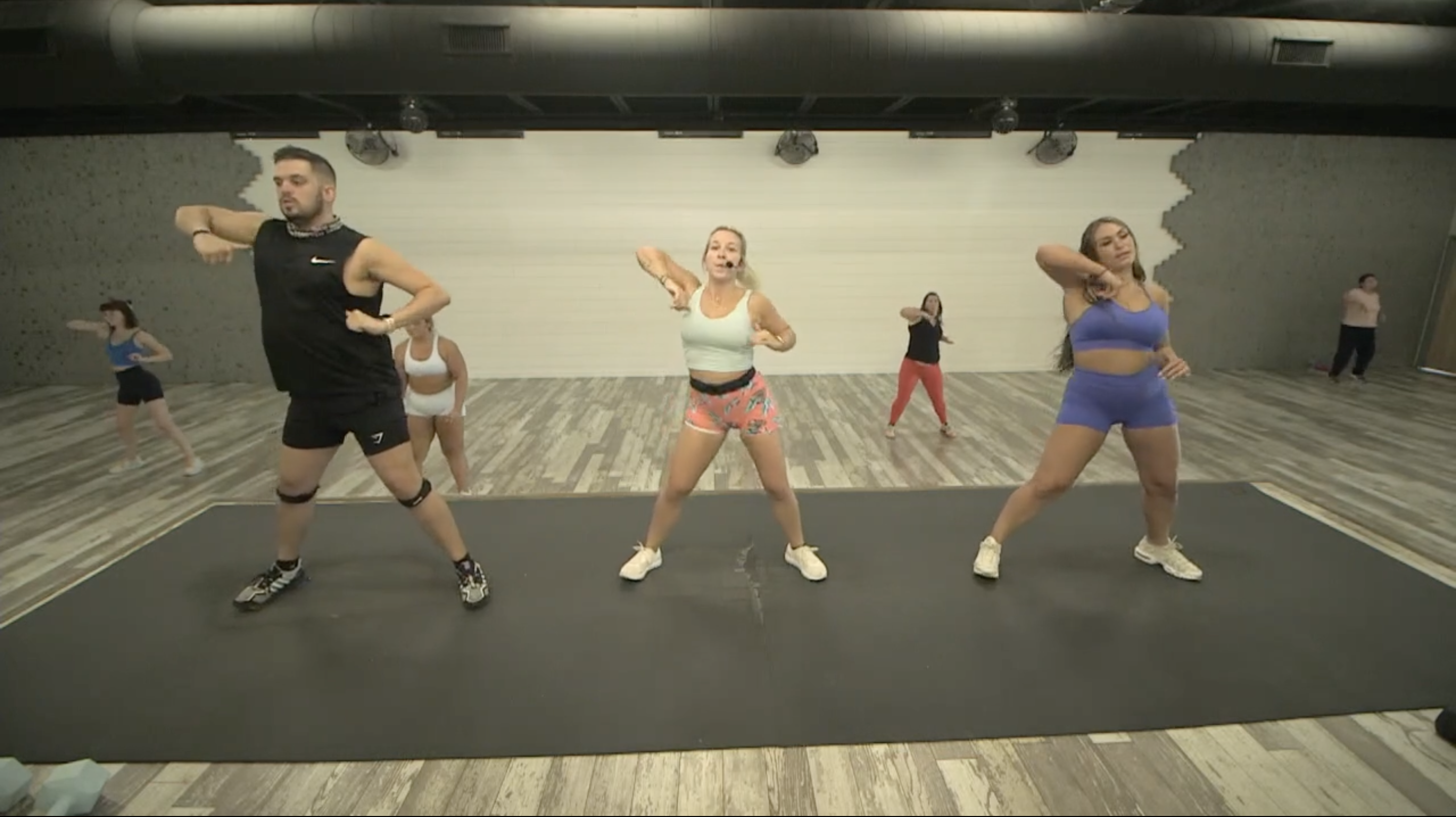 Thursday 08-25-22 Dance2Fit w/Leslie