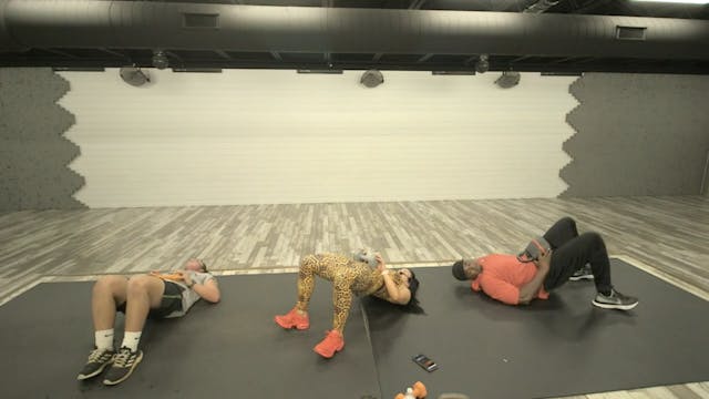 Legs/Glutes/Abs 45/15 06-25-20 HIIT2F...