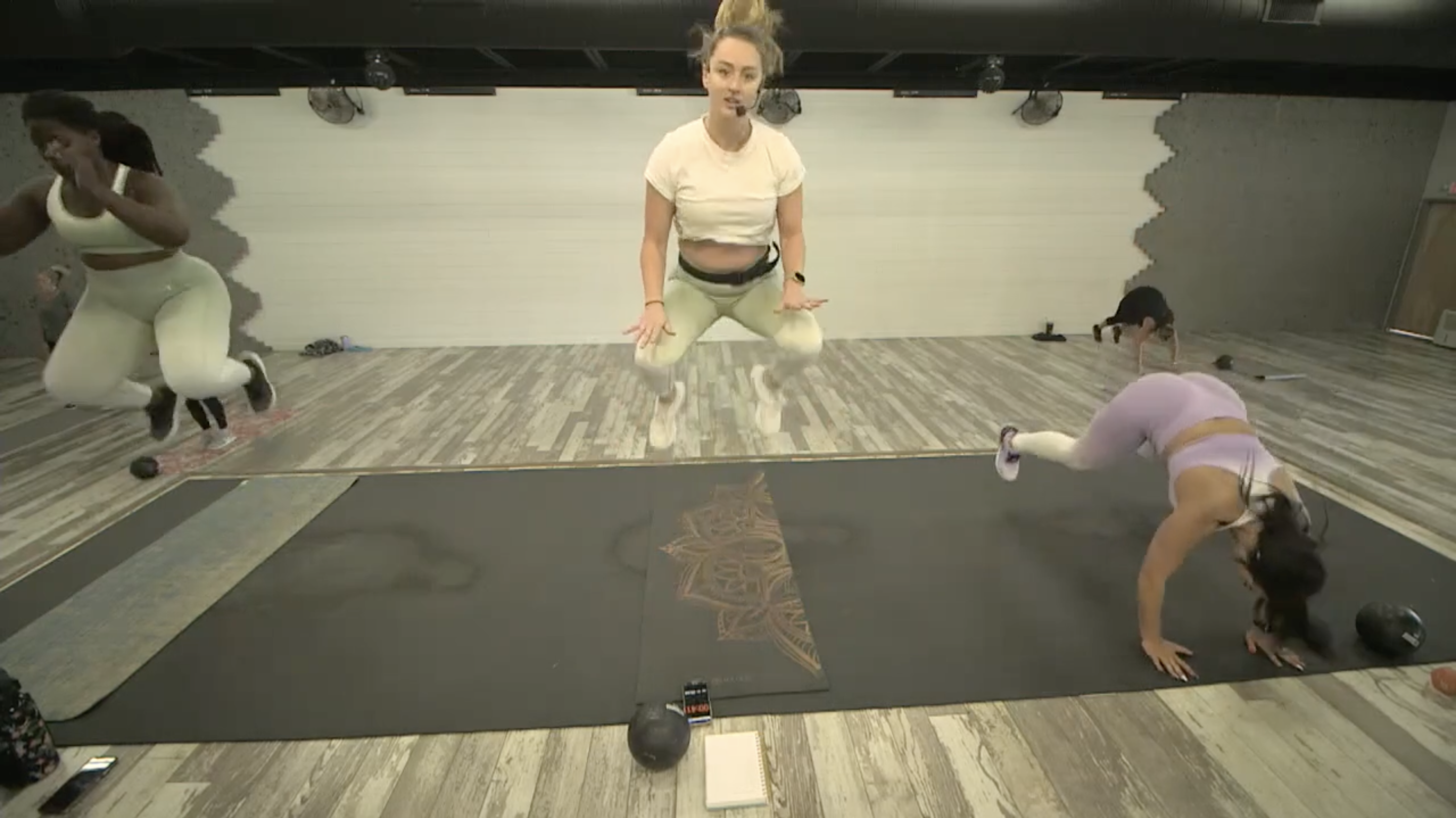 Core & Cardio 10-18-22 HIIT2FIT w/Sierra