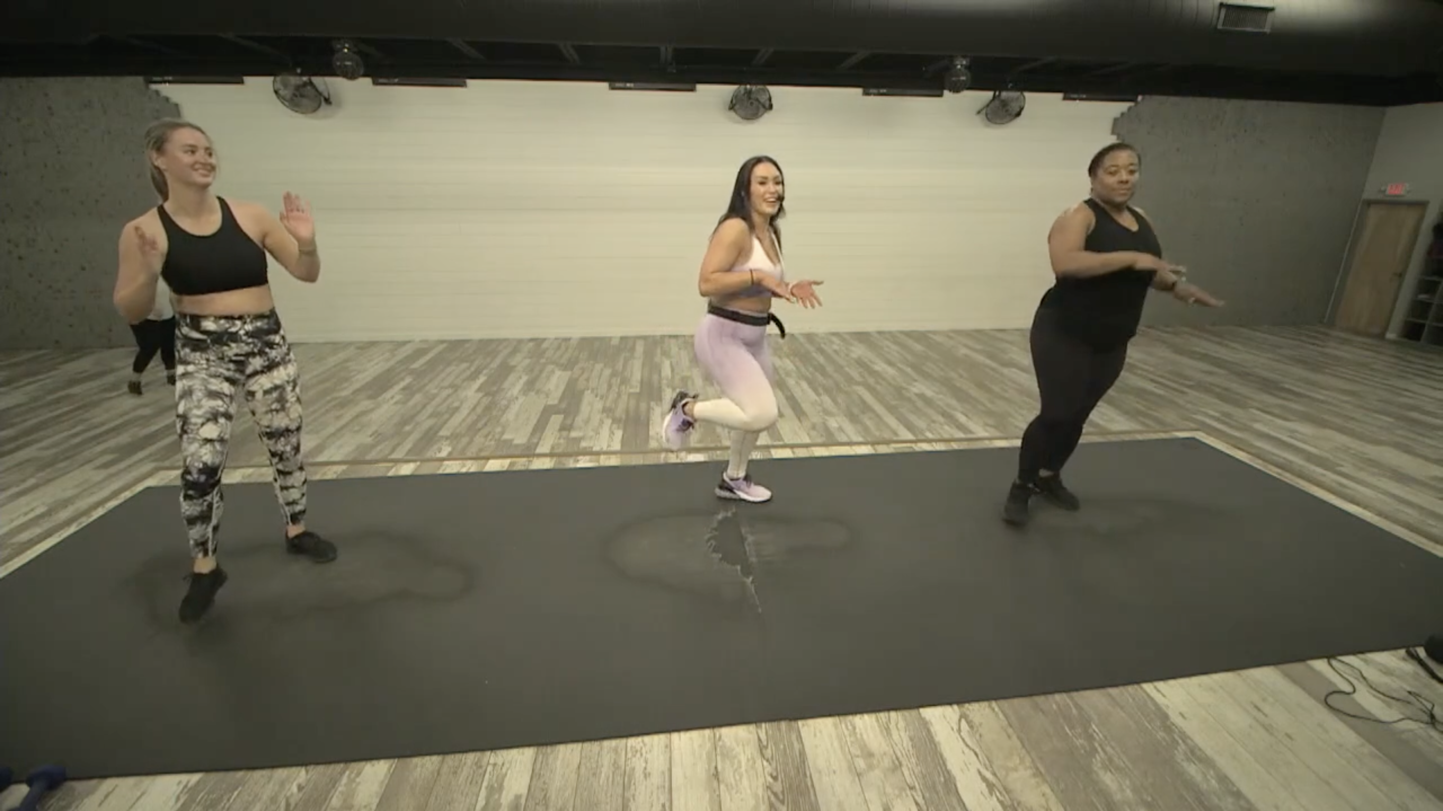 Wednesday 12-14-22 Dance2Fit w/Jessica