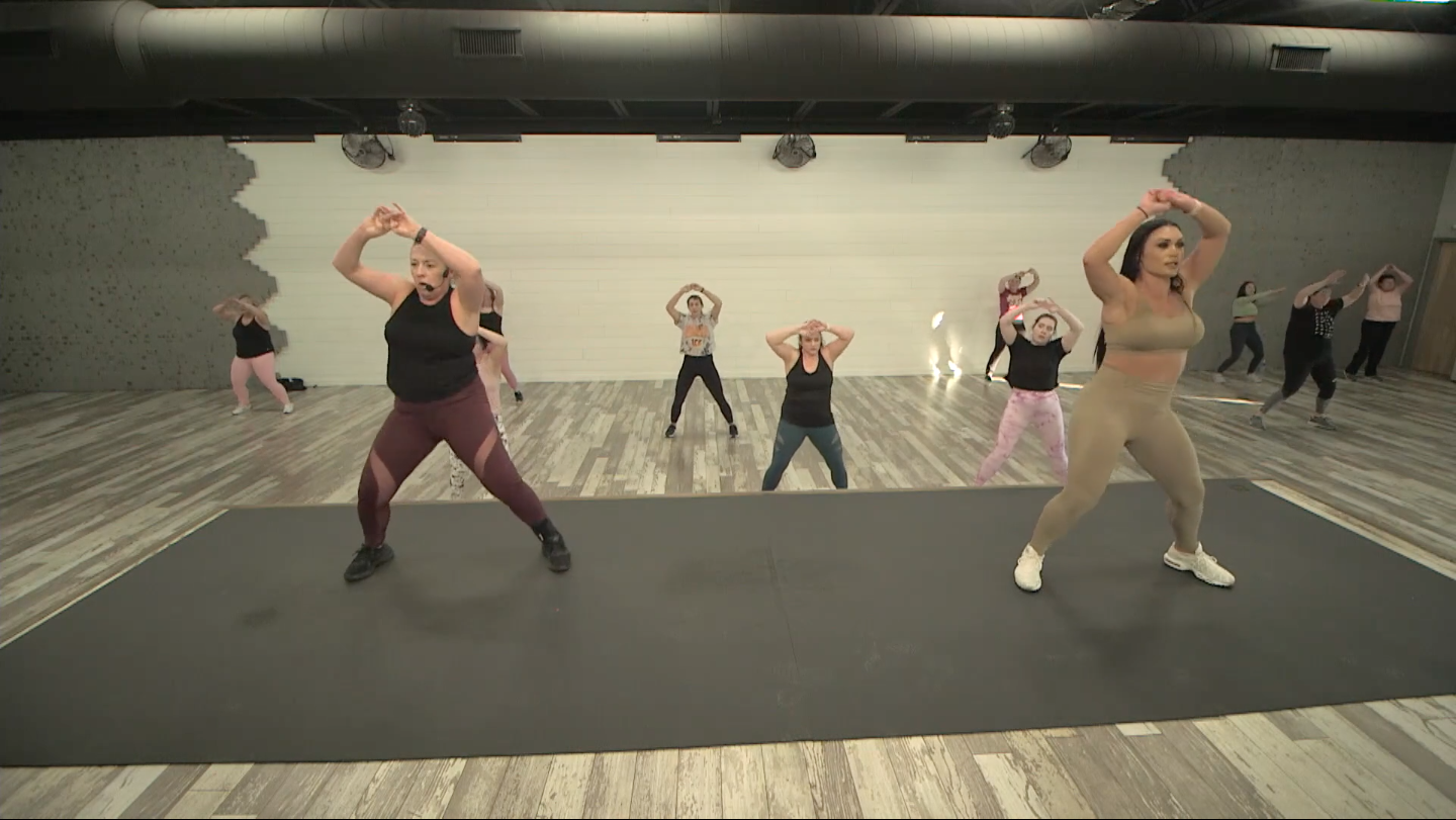 Monday 01-31-22 Dance2Fit w/Lauran