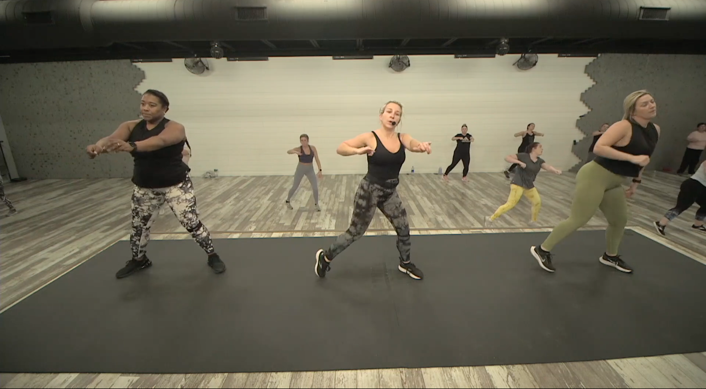 Thursday 02-17-22 Dance2Fit w/Leslie 