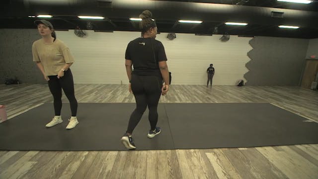 Tues 01-27-26 Dance2Fit w/Valeria