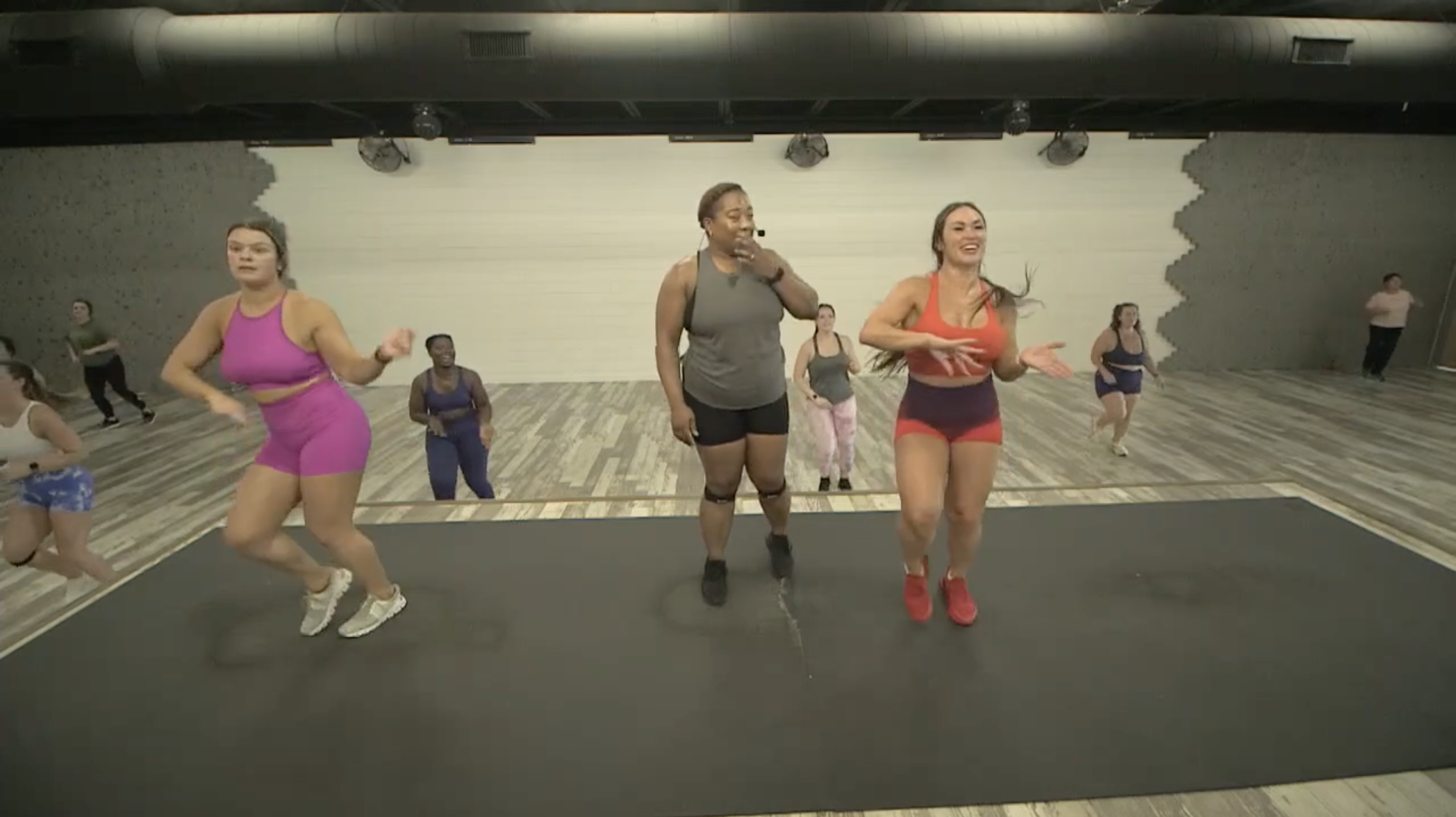 Thursday 07-21-22 Dance2Fit w/Valeria