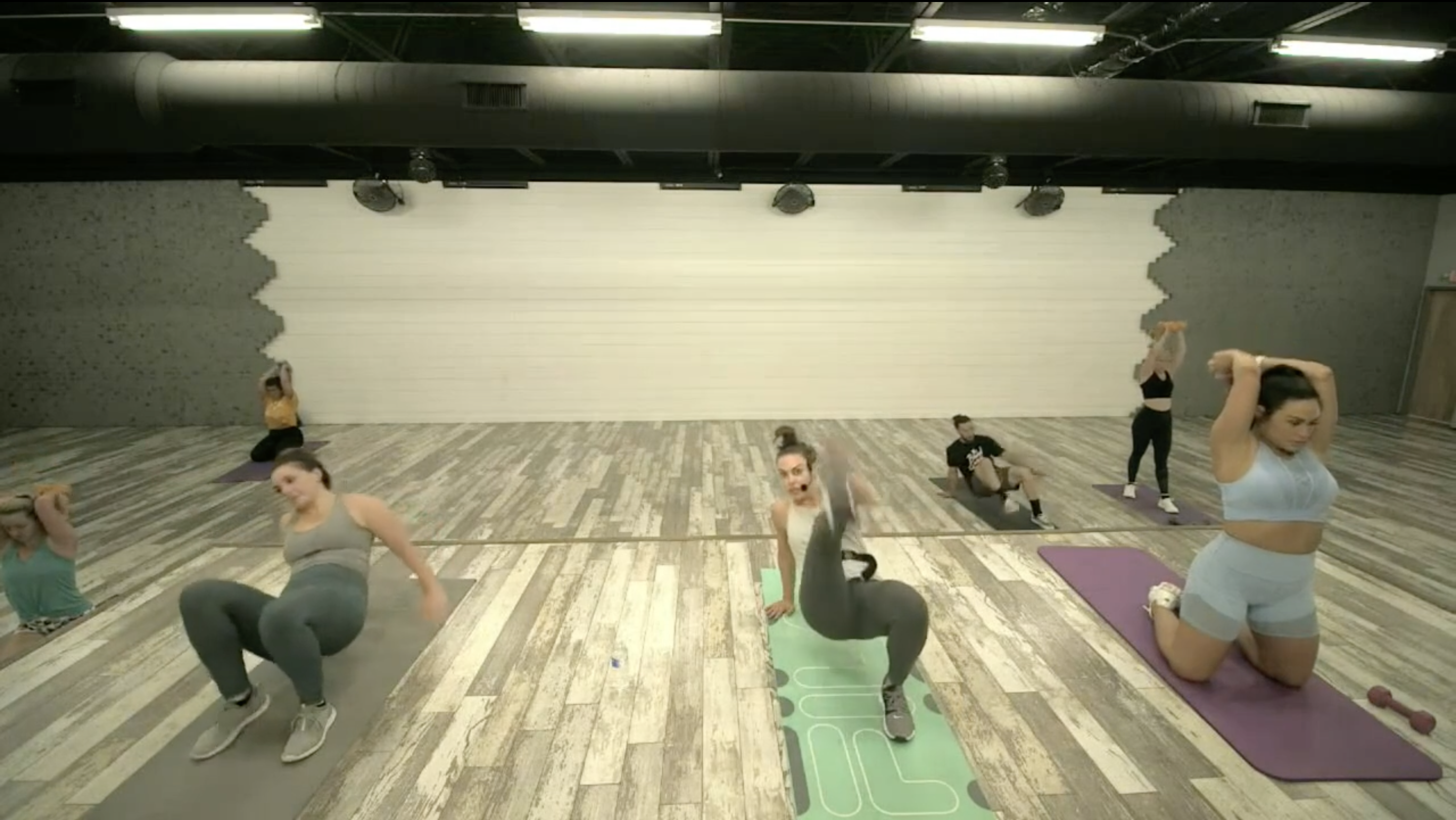 Body Weight/Shoulder Burnout  04-28-21 HIIT2FIT w/Jaclyn