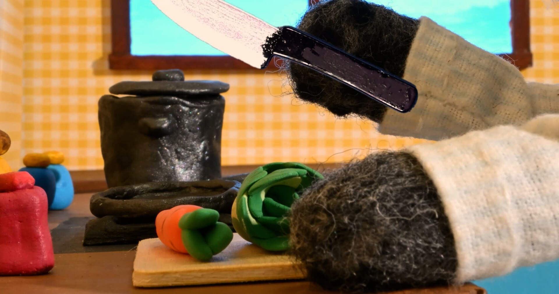 DO CLAY FISH DREAM OF WOOL CATS?, 2min., USA, Animation, Family