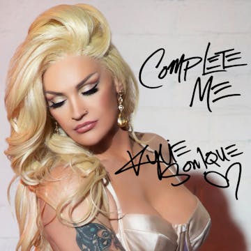 KYLIE LOVE: COMPLETE ME music video, ...