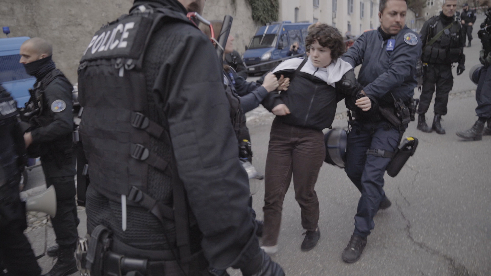 FEATURE FILM TRAILER: IT ALL BEGINS. Directed by Frédéric Choffat