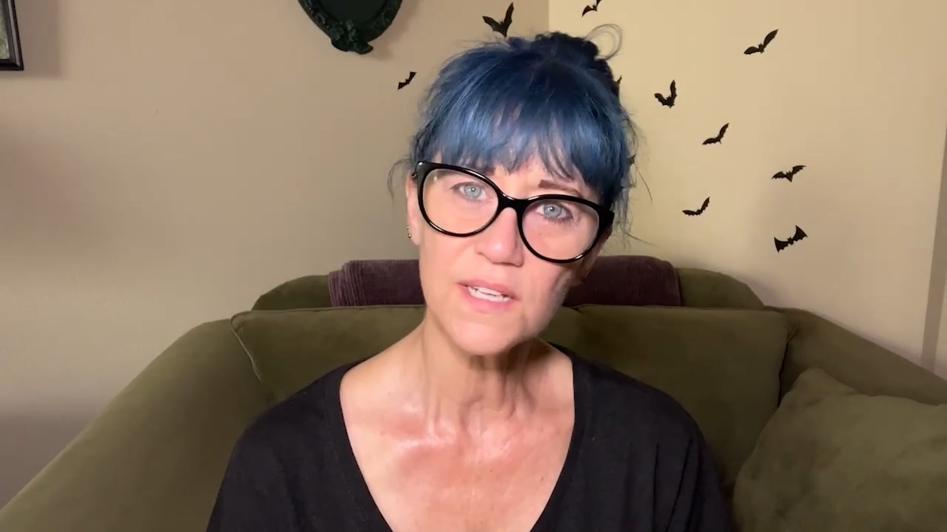 Short Film Trailer: SUBMERGED. Directed by Heloísa Cardoso