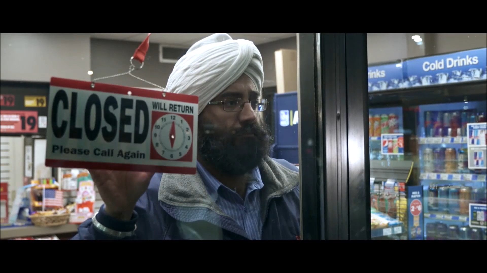 A TURBAN & A BEARD, 9min., Canada, Drama