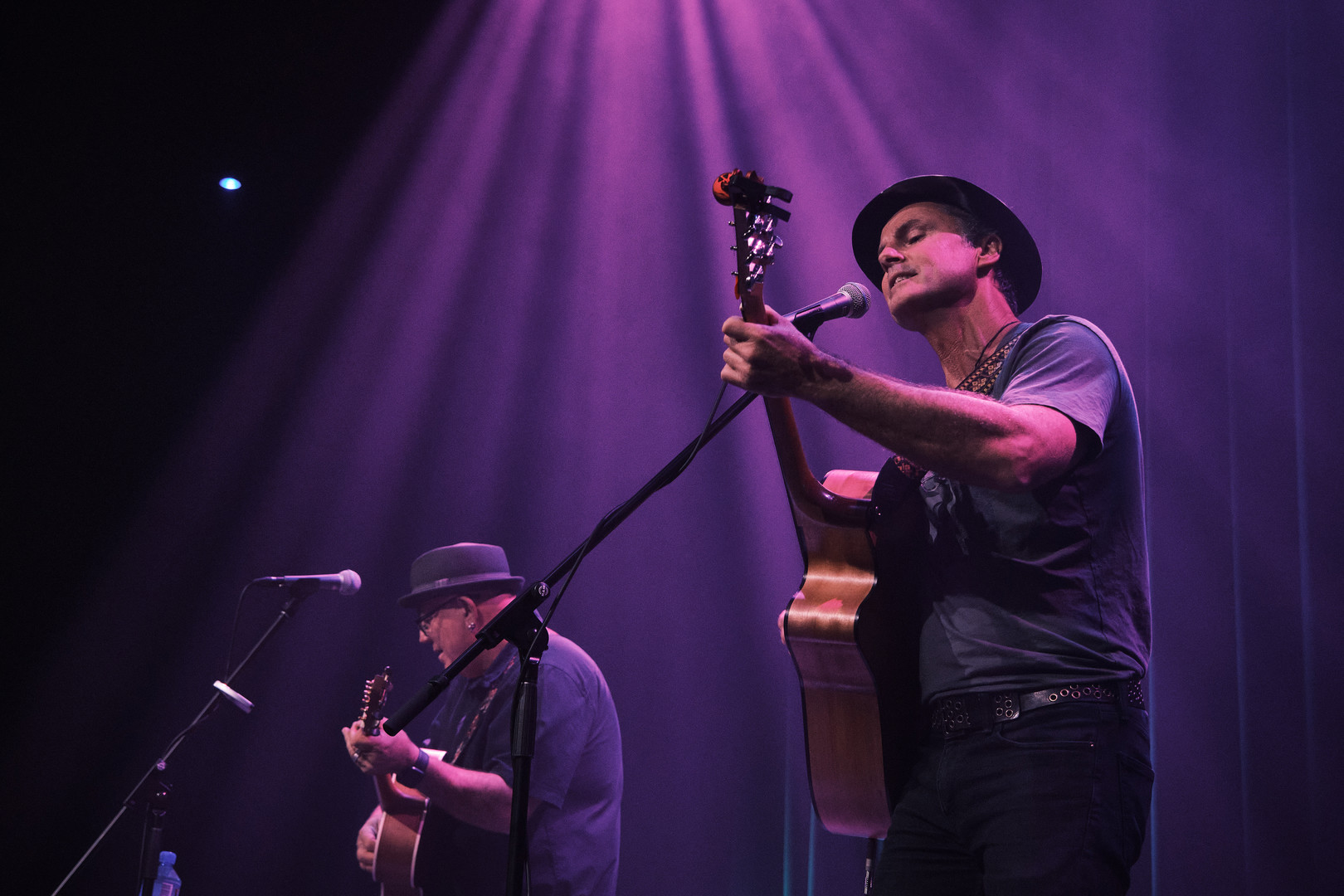 FAR AWAY MAN Music Video, audience reactions