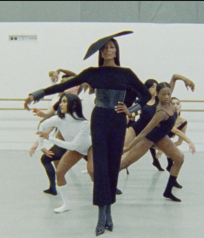 VOGUE WORLD - LONDON short film, Fashion/Experimental Festival Film Review