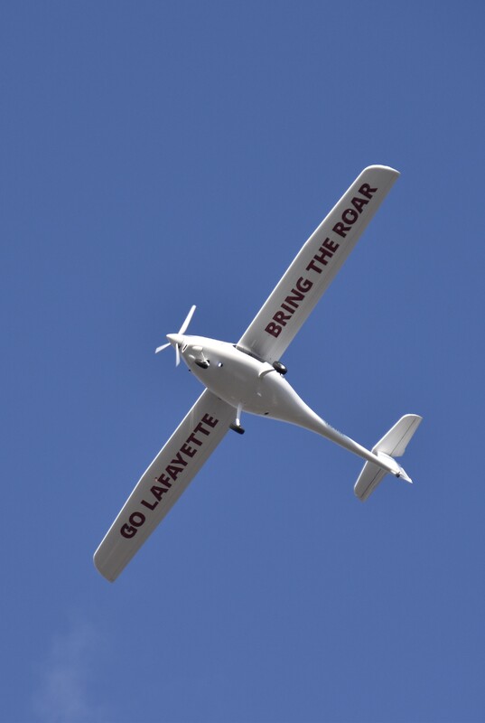 SILENT SKIES - THE FIRST ELECTRIC PLANE FLYOVER film, Science & Nature review