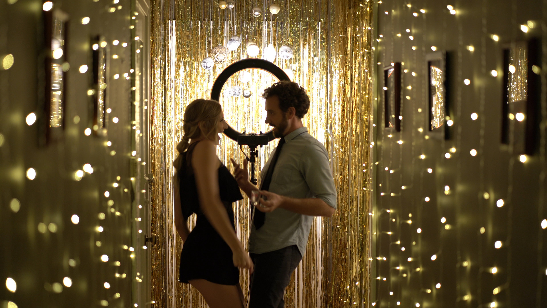 LIT, 5min., USA, Romance/Comedy