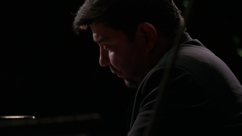 Encore: Franz Liszt Grandes Études de Paganini No. 3  "La Campanella"