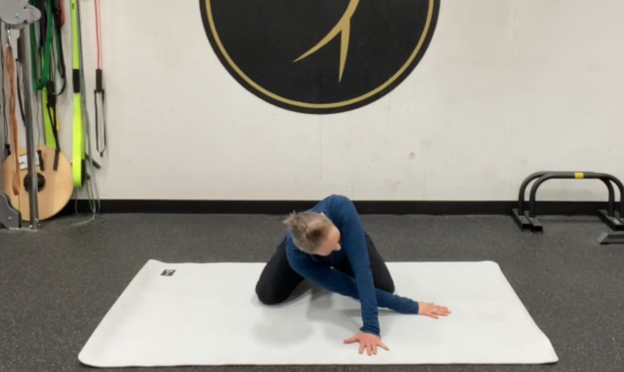Collapsed Quadruped Thoracic Rotation Stretch